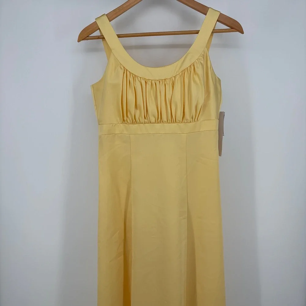 David's Bridal Girls Yellow Satin Baby Doll Gown Size 18 Dance Formal Bridesmaid - Picture 3 of 9